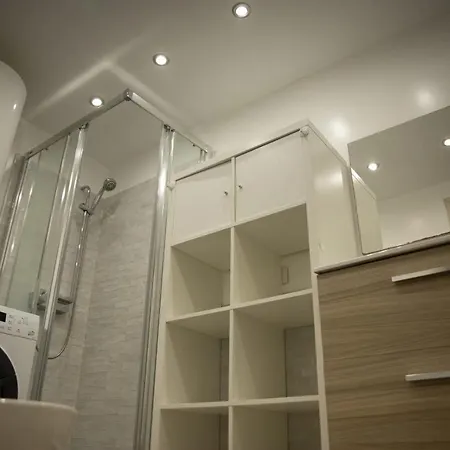 Sofia Cristianos Apartament